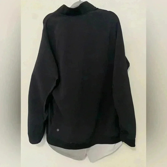 LULULEMON • 1/4 zip sweater - Picture 4 of 4